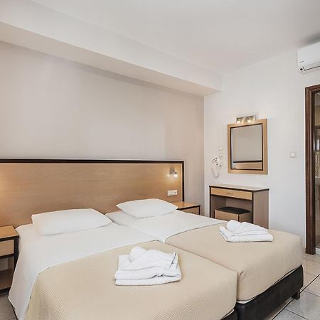 Theofilos City Hotel Chania  ภายนอก รูปภาพ