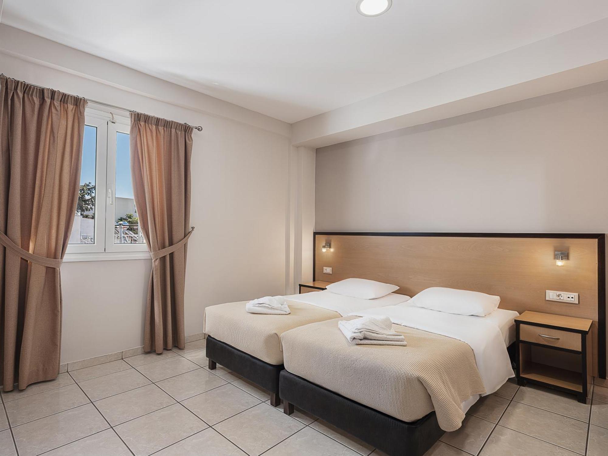 Theofilos City Hotel Chania  ภายนอก รูปภาพ